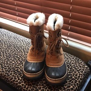 SOREL Women’s Caribou Boot